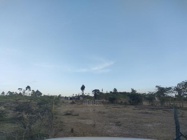 2 Acres Chaka/ Narumoru Kwa Agriculture - thumbnail 10