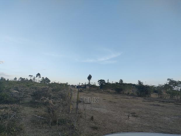 2 Acres Chaka/ Narumoru Kwa Agriculture - thumbnail 13