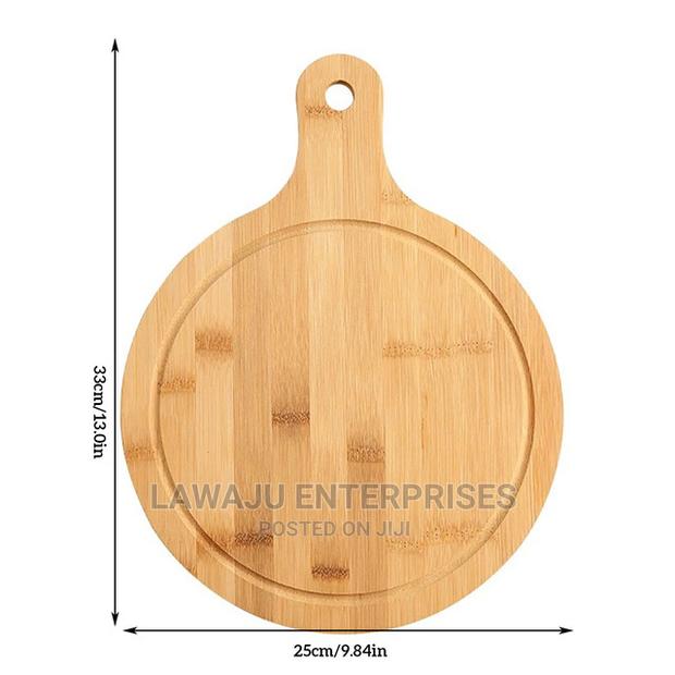 Round Bamboo Chopping Board / Pizza Tray - thumbnail 3