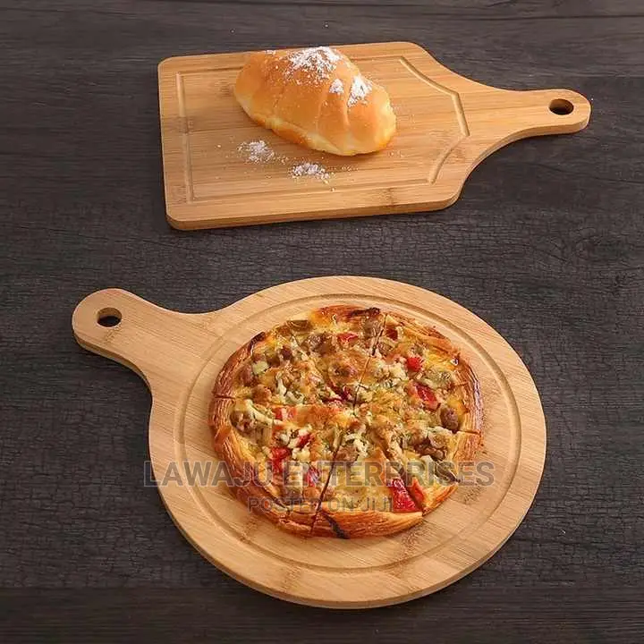 Round Bamboo Chopping Board / Pizza Tray