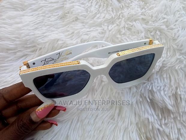 LV Sunglasses - thumbnail 5