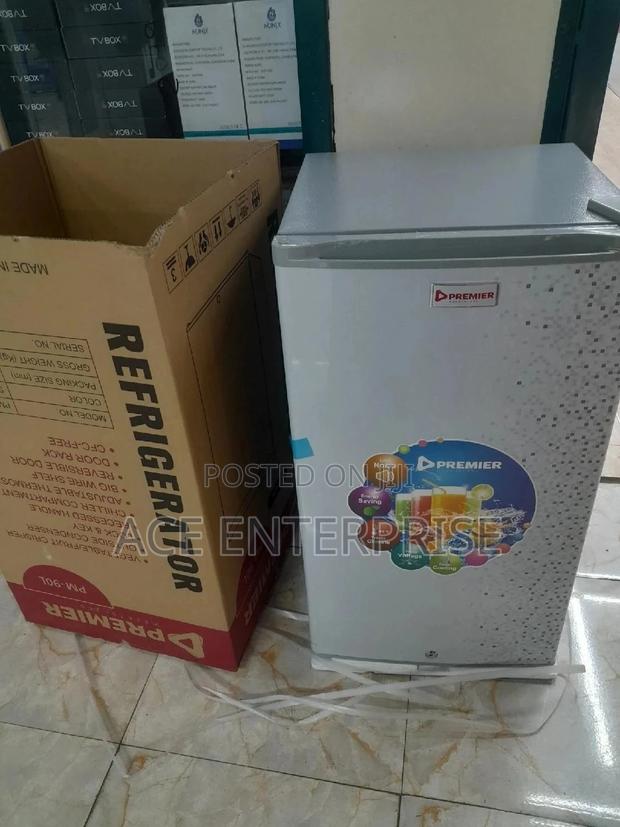 94 Liters Premier Fridge