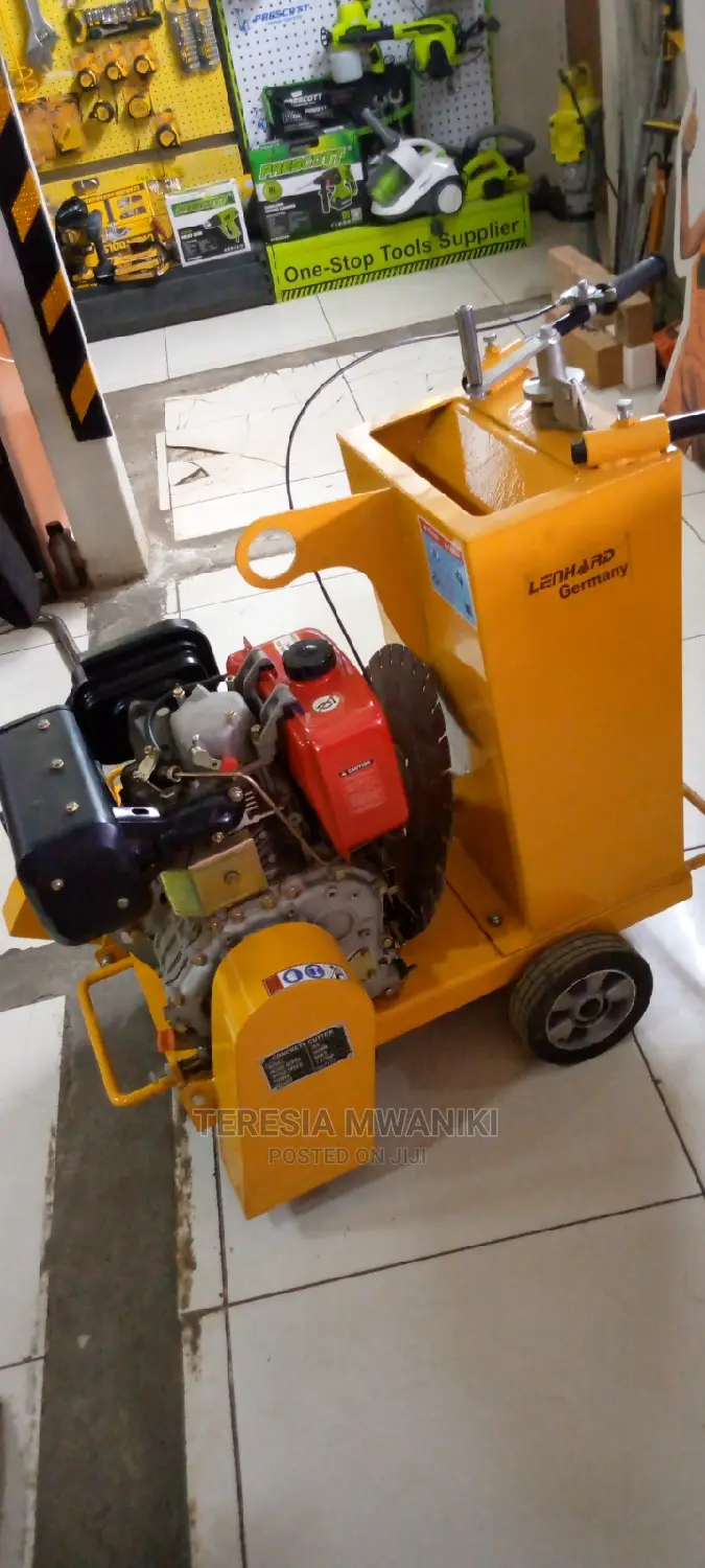 Diseal Concrete Cutter