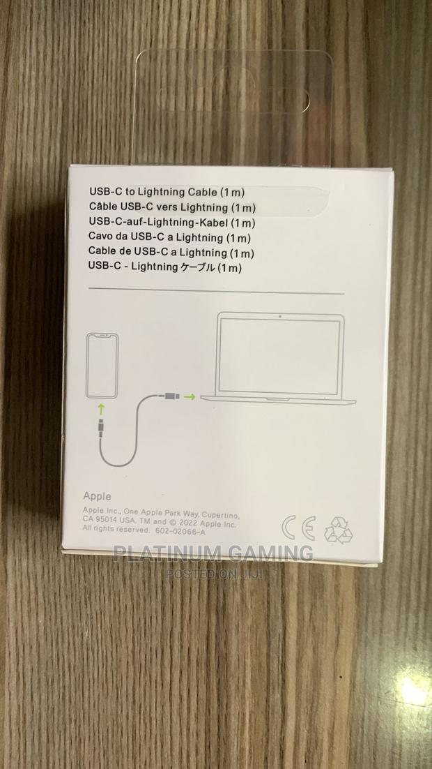 USB-C to Lightning Cable - thumbnail 2