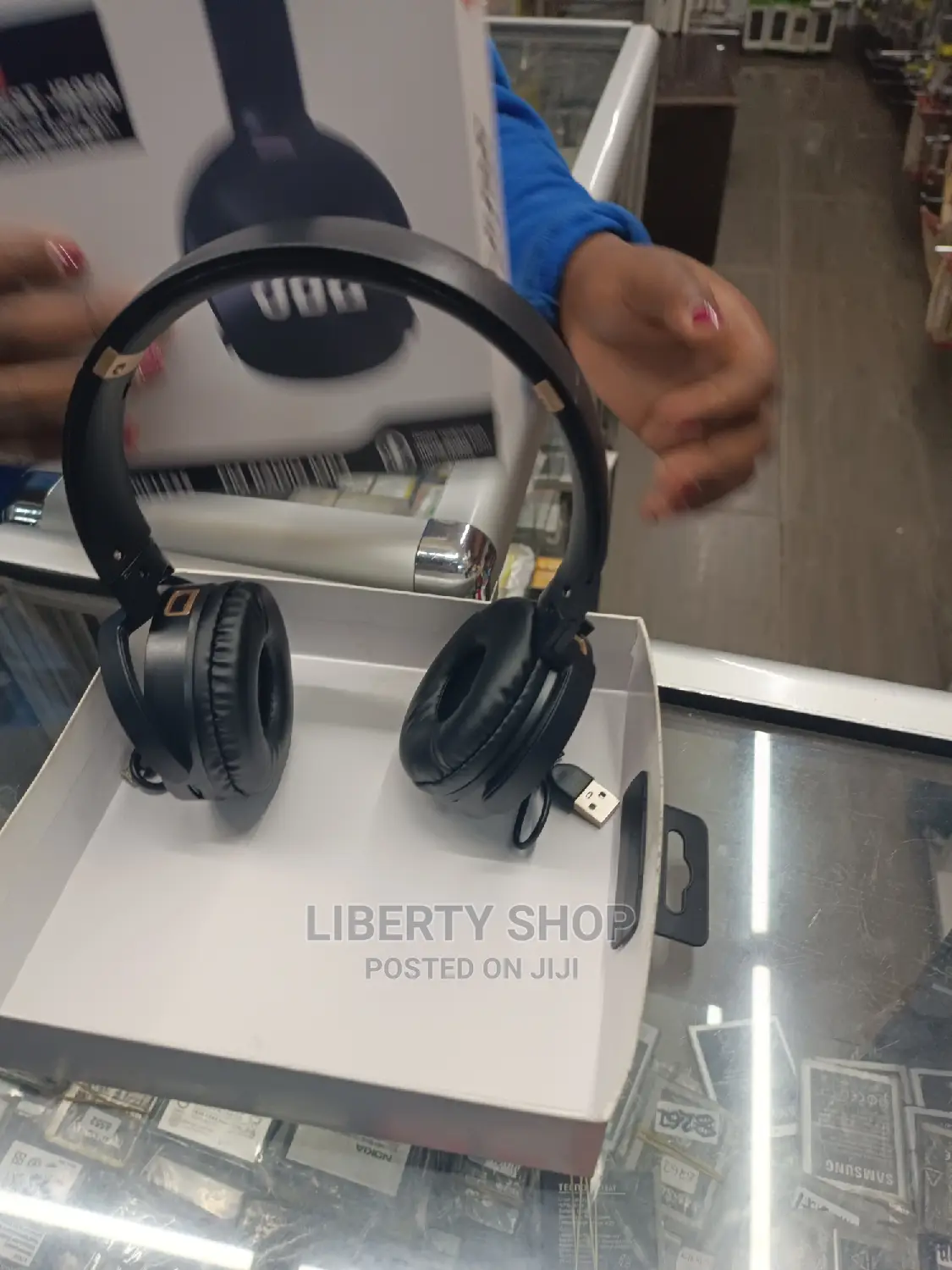 Bluetooth Headphones/ Wireless Headphones