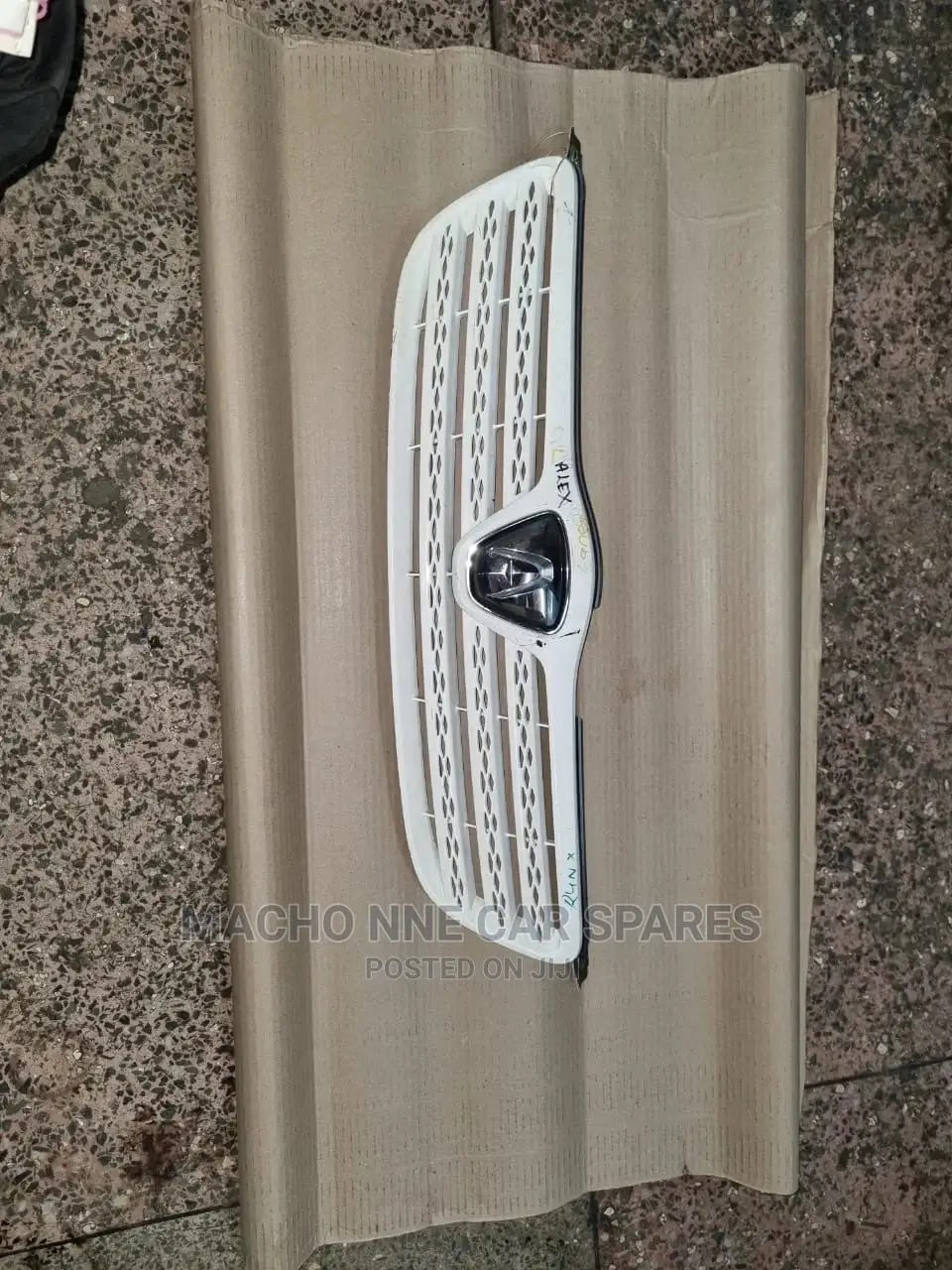 Toyota Allex Grill