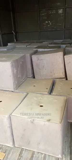 Plastic Earth Pit