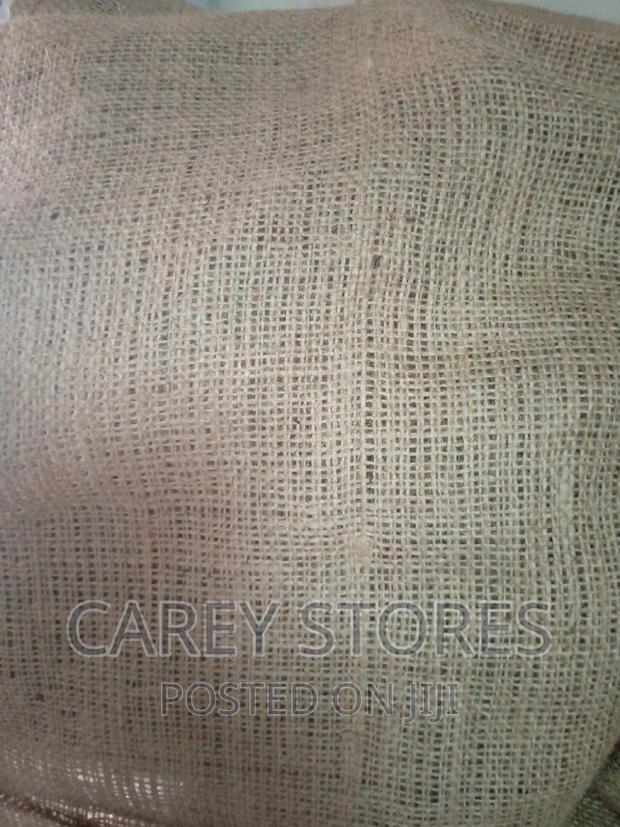 Woven Fabric / Hessian Cloth - thumbnail 3