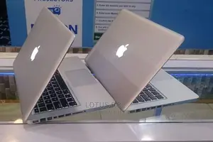 Laptop Apple MacBook 8GB Intel Core I5 SSD 256GB