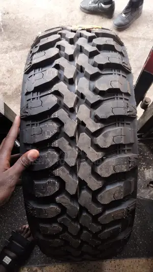 235/75r15 Boto