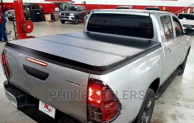 ULTIMATE SECURITY - This Tonneau Cover Has Durable Aluminum - thumbnail 3