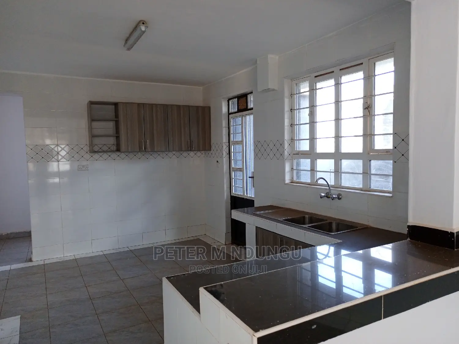 5bdrm Maisonette in Membley, Nairobi Central for sale