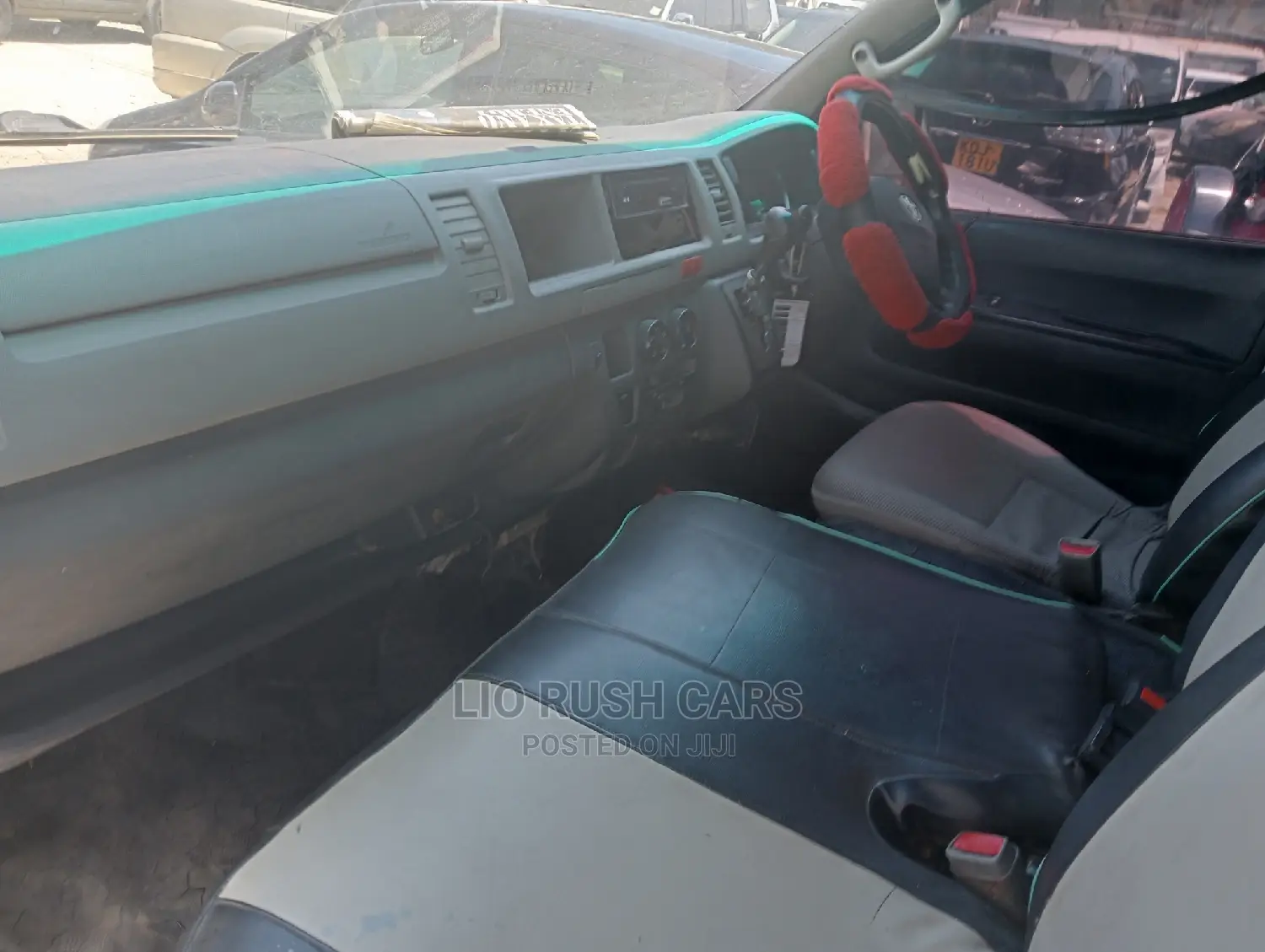 Toyota HiAce 2009 Silver