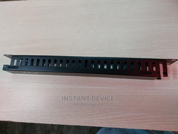 1U Cable Management Rack With 24 Slots - thumbnail 3