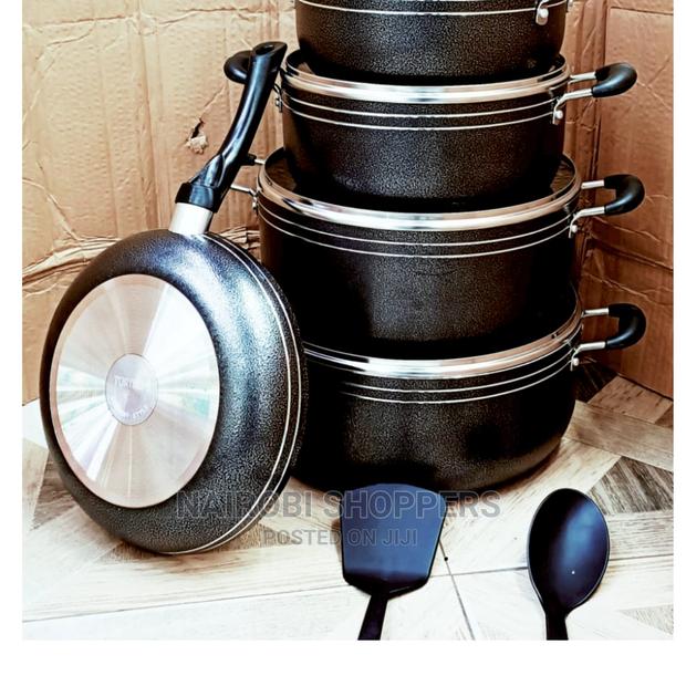 Non Stick Cookware With Pan and Serving Spoons