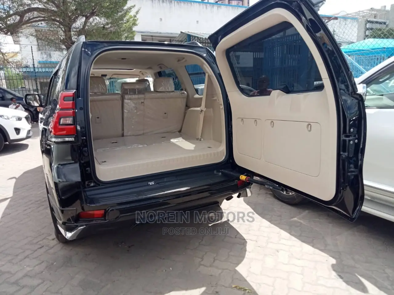 Toyota Land Cruiser Prado 2020 Matt Black