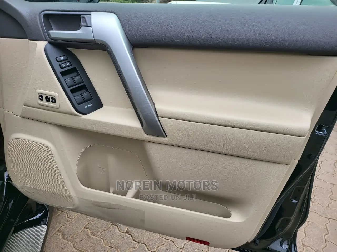 Toyota Land Cruiser Prado 2020 Black