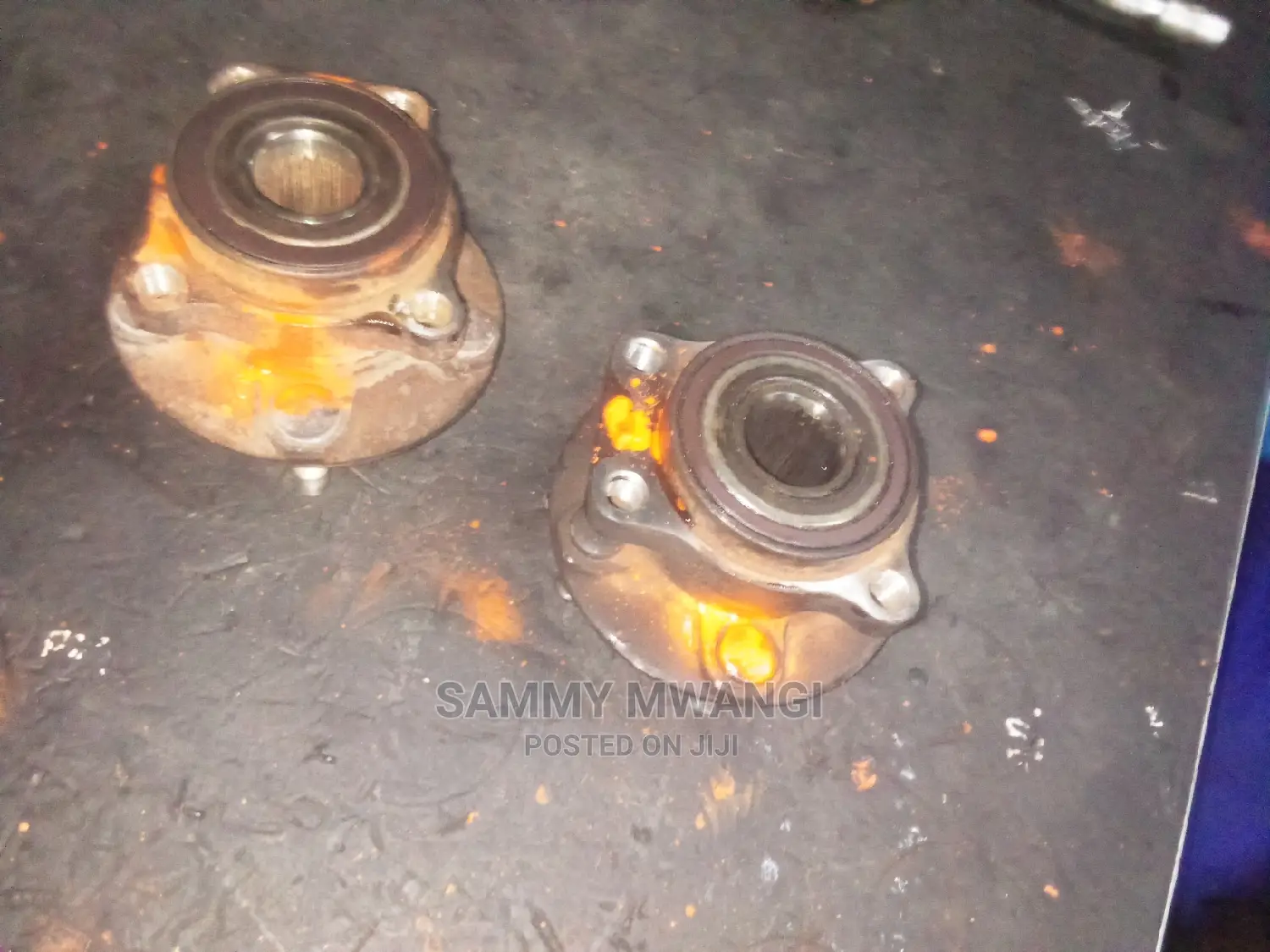Suburu Front Hub