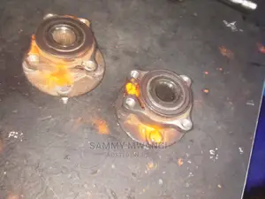 Suburu Front Hub