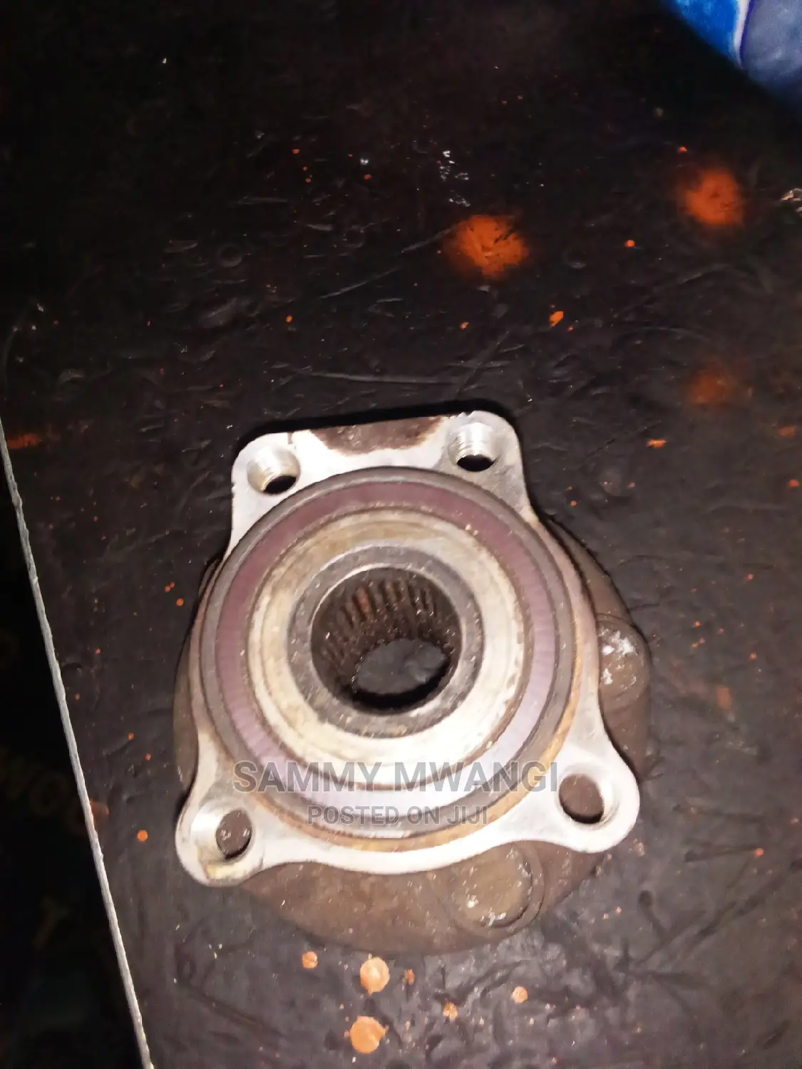 Subaru Outback Hub