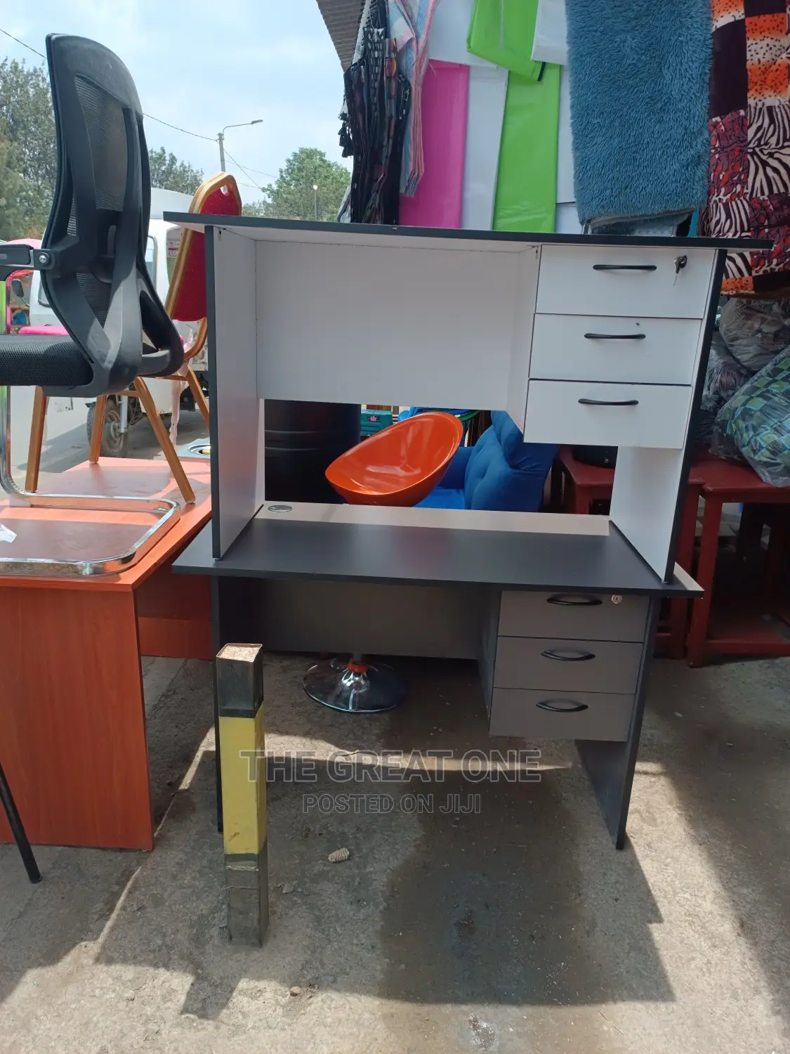 Office Desk