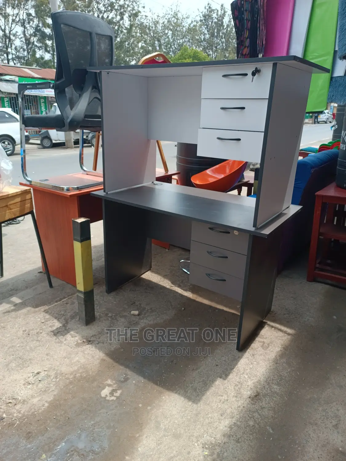Office Desk