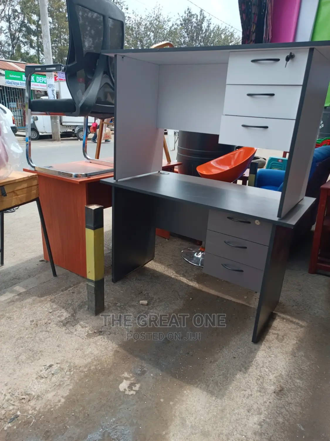 Office Desk
