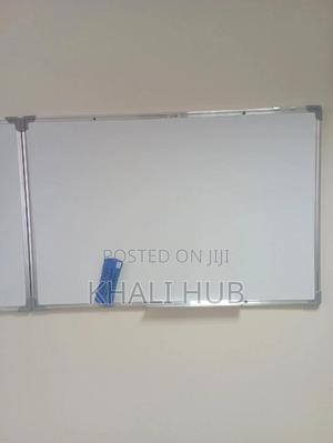 Whiteboard Whiteboard Wall Drilled Whiteboard - thumbnail 2