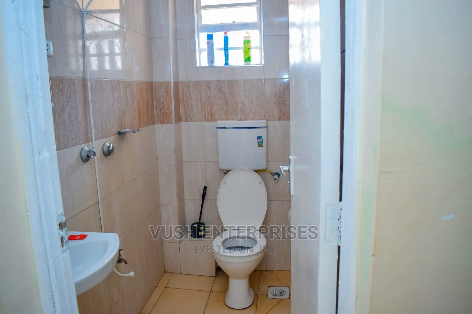Furnished 1bdrm Airbnb Apartment in Roysambu, Lumumba Drive