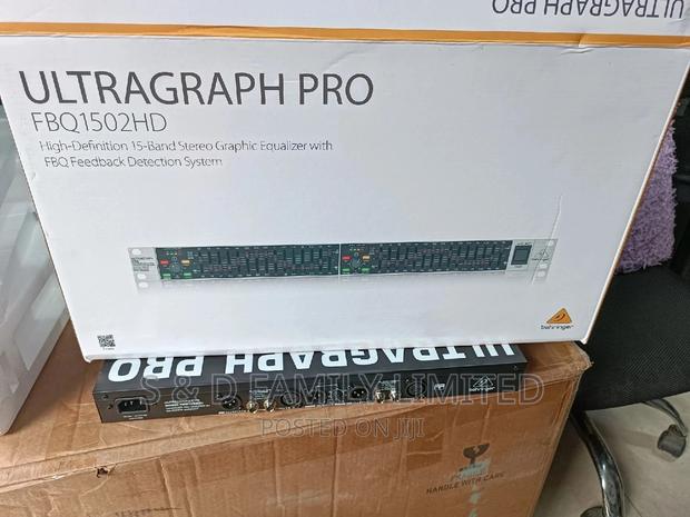 Behringer Ultragraph Pro FBQ1502 15-Band Stereo Equalizer - thumbnail 3