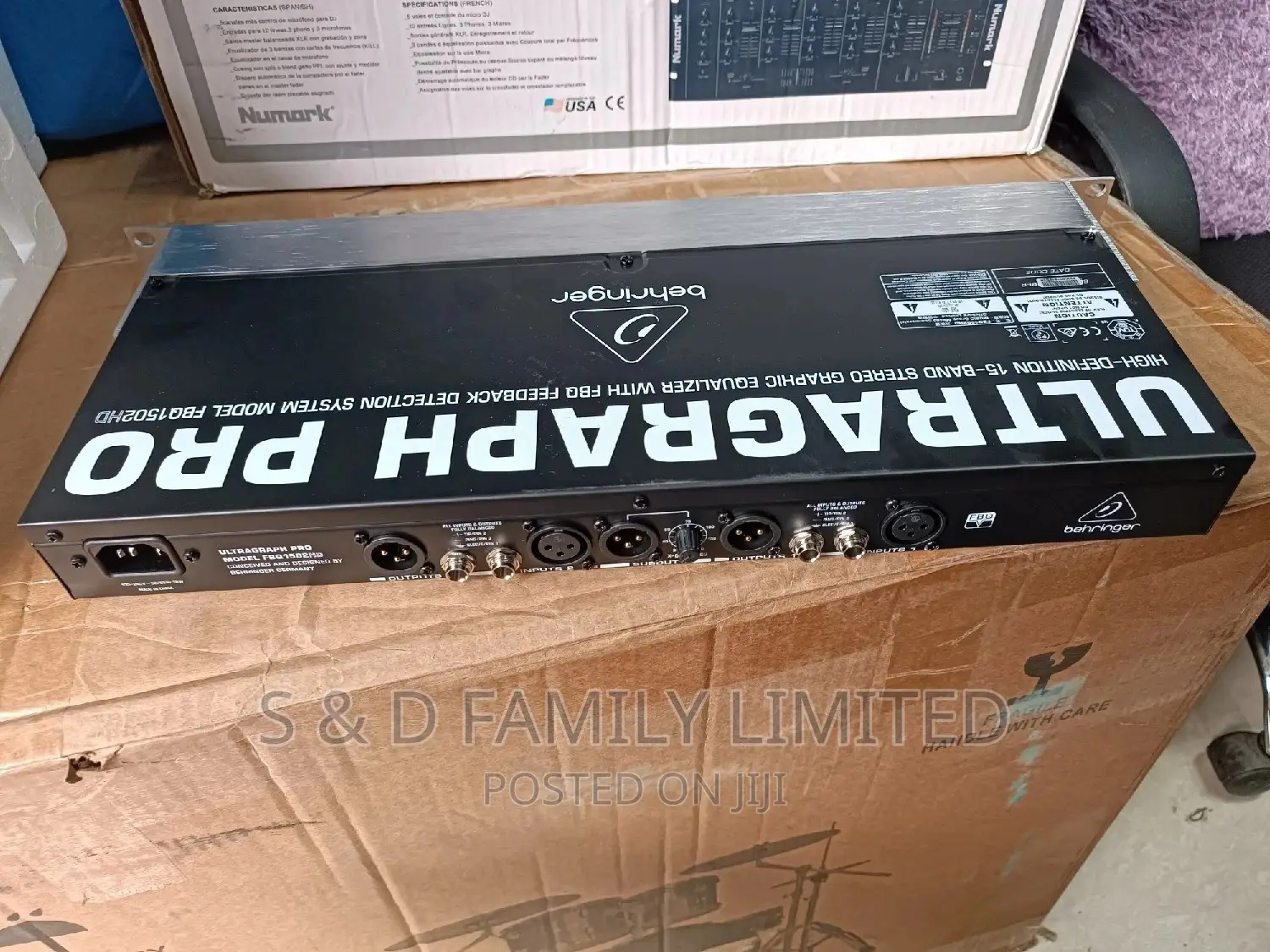 Behringer Ultragraph Pro FBQ1502 15-Band Stereo Equalizer