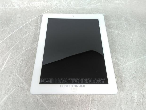 Apple iPad 9.7 16 GB Gray