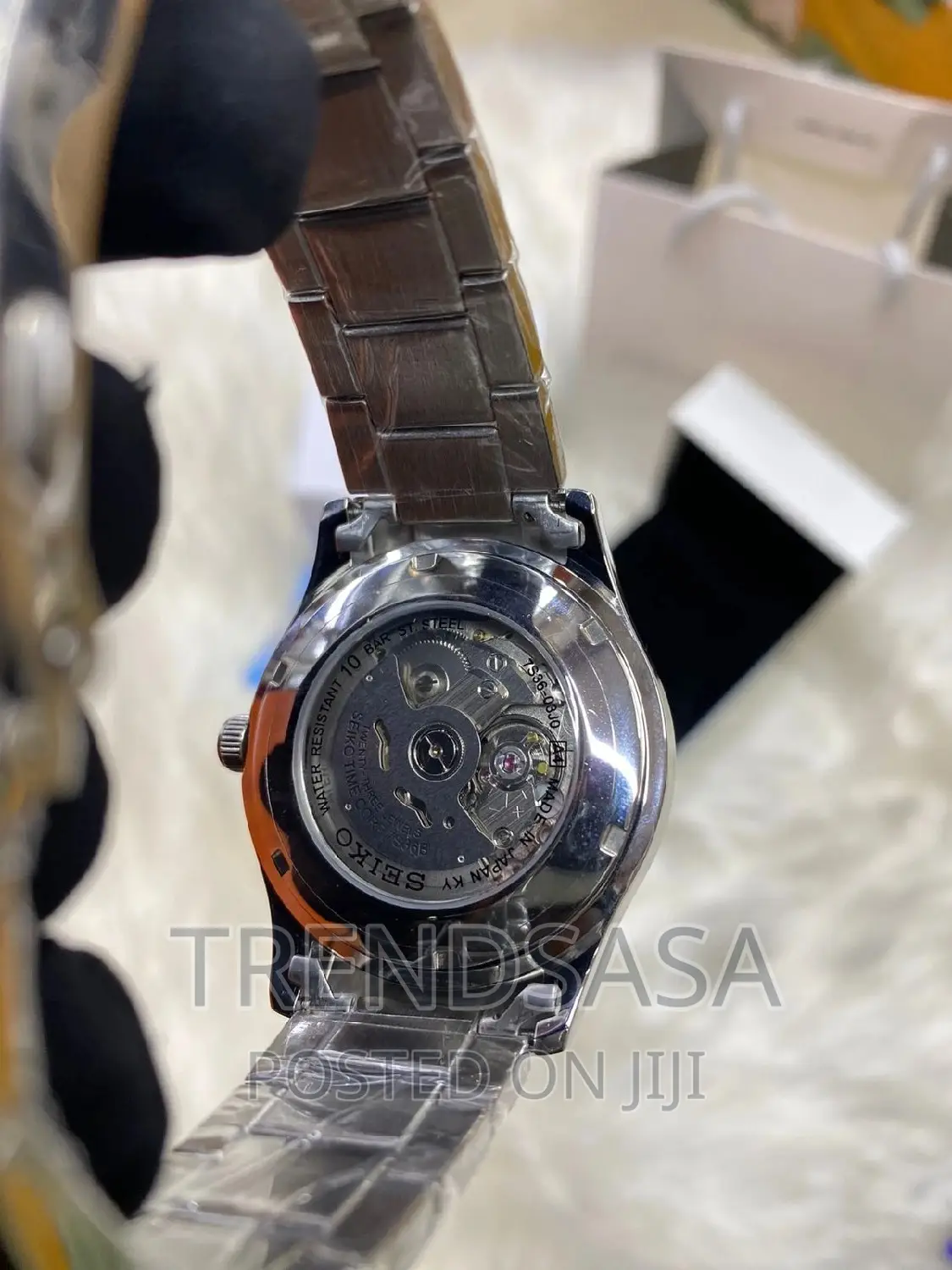 Seiko 5 21 Jewels Gold and Stainless Steel