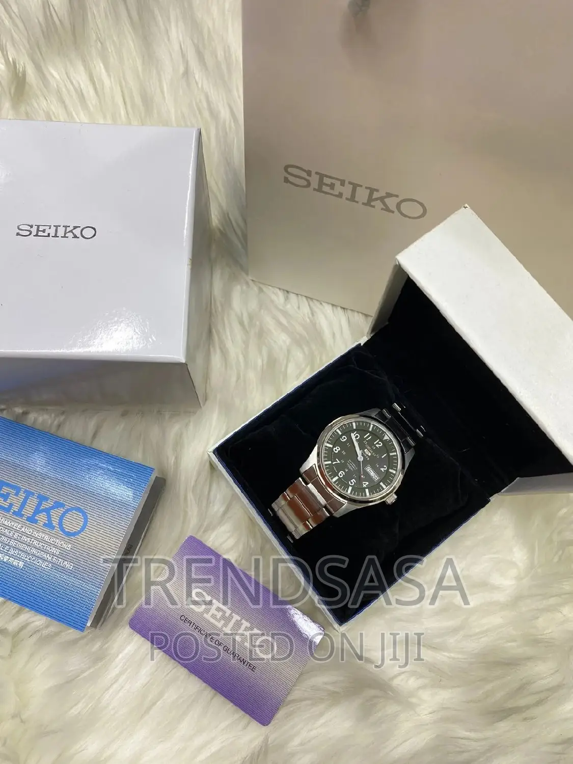 Seiko 5 21 Jewels Gold and Stainless Steel