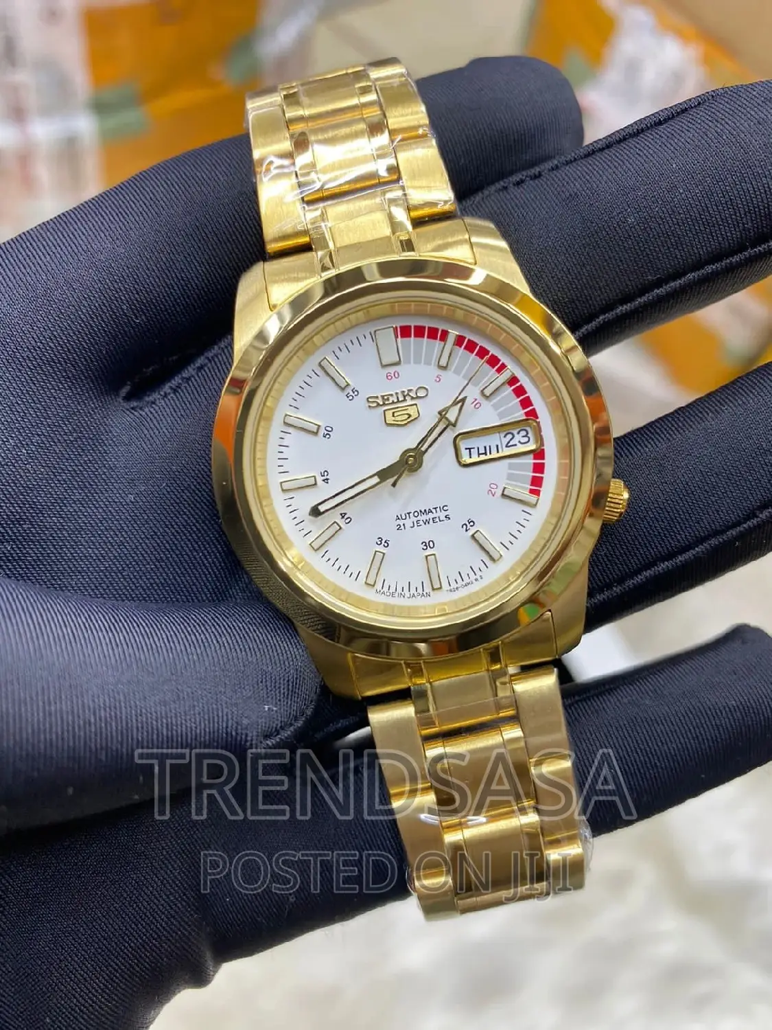Seiko 5 21 Jewels Gold and Stainless Steel
