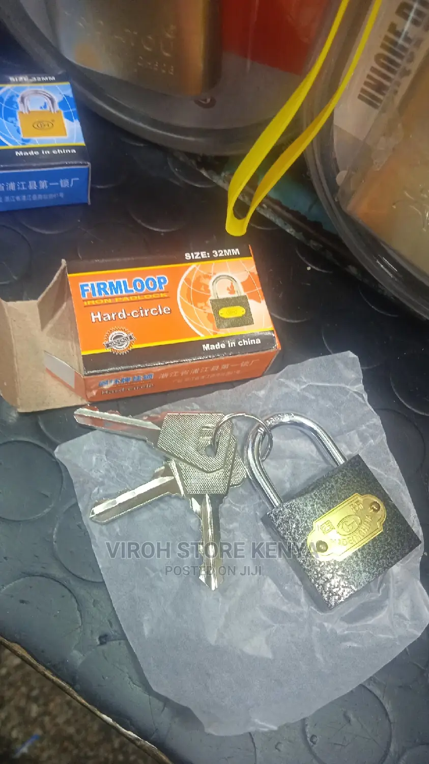 Hardcircle 32mm Padlock With Three Keys