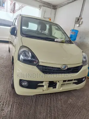 Daihatsu Mira 2016 Yellow