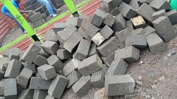 Grey Machine Cut Stones;1st Grade' - thumbnail 2