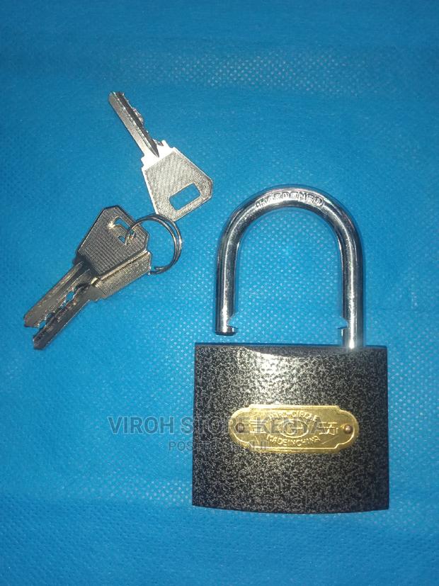 Hard Circle 265 Heavy Duty Padlock With Three Keys - thumbnail 2