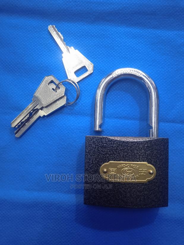 Hard Circle 265 Heavy Duty Padlock With Three Keys - thumbnail 3