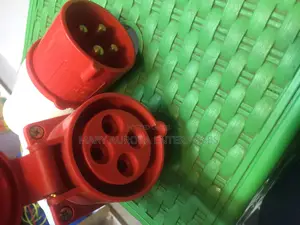 Industrial Socket 32amps 4pin