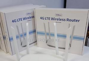Wireless Router With 4 High-Gain External Antennas SIM Card - main view