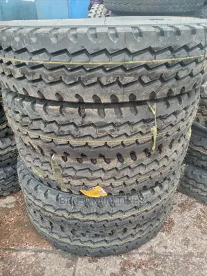 Tracmax Tires Sizes 10.00R20 Tube-Type.