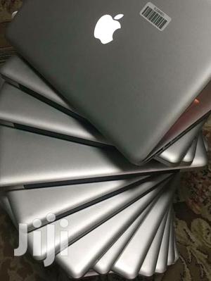 Laptop Apple MacBook Pro 4GB Intel Core i5 HDD 500GB