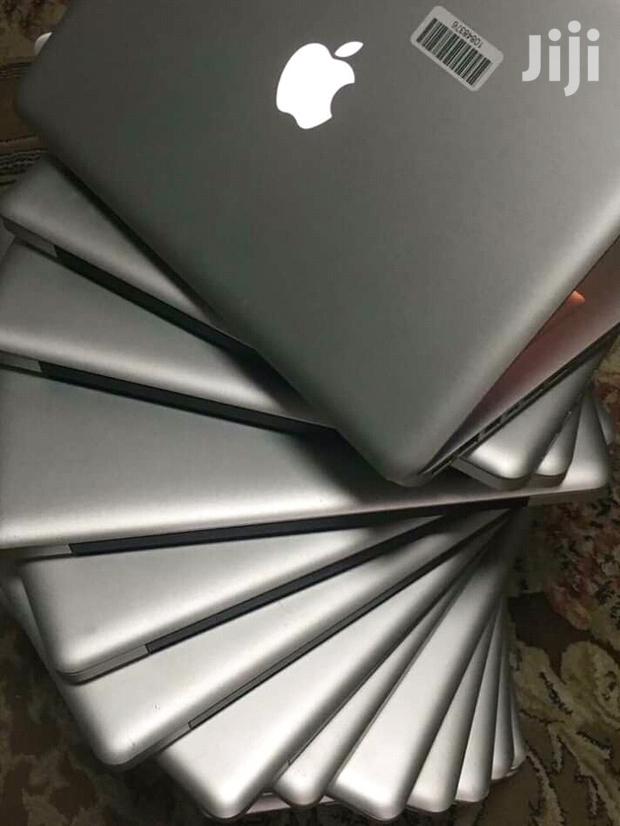 Laptop Apple MacBook Pro 4GB Intel Core i5 HDD 500GB