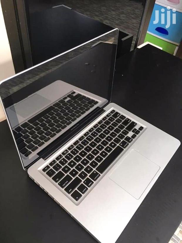 Laptop Apple MacBook Pro 4GB Intel Core i5 HDD 500GB - thumbnail 3