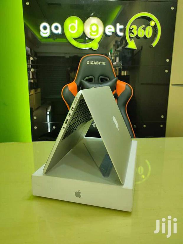 Laptop Apple MacBook Pro 4GB Intel Core i5 HDD 500GB - main view