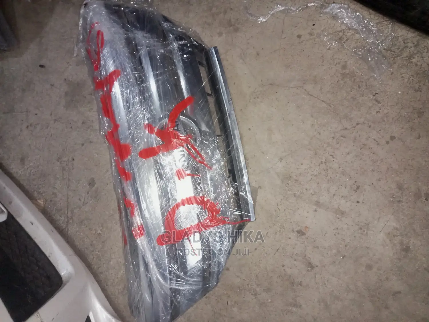 Ex Japan Grill for Nissan Serena 2012 on Sale