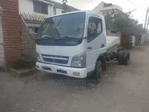 Mitsubishi Canter Hd 2016 Model X Japan Not Used Locally