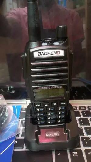 Baofeng Uv-82c Dual Band (Vhf/Uhf) Portable Two-Way Radio